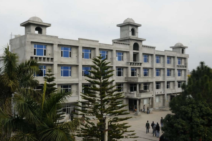 https://cache.careers360.mobi/media/colleges/social-media/media-gallery/18077/2019/1/20/Campus View of Sri Sai Polytechnic College Badhani_Campus-View.jpg
